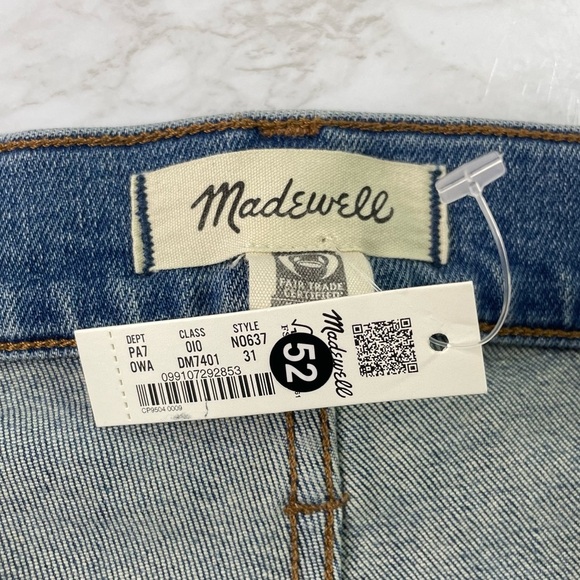 NWT Madewell Women’s Mid-Rise Kick Out Jeans | Size 31 | Wide Leg Medium Wash - Picture 5 of 9